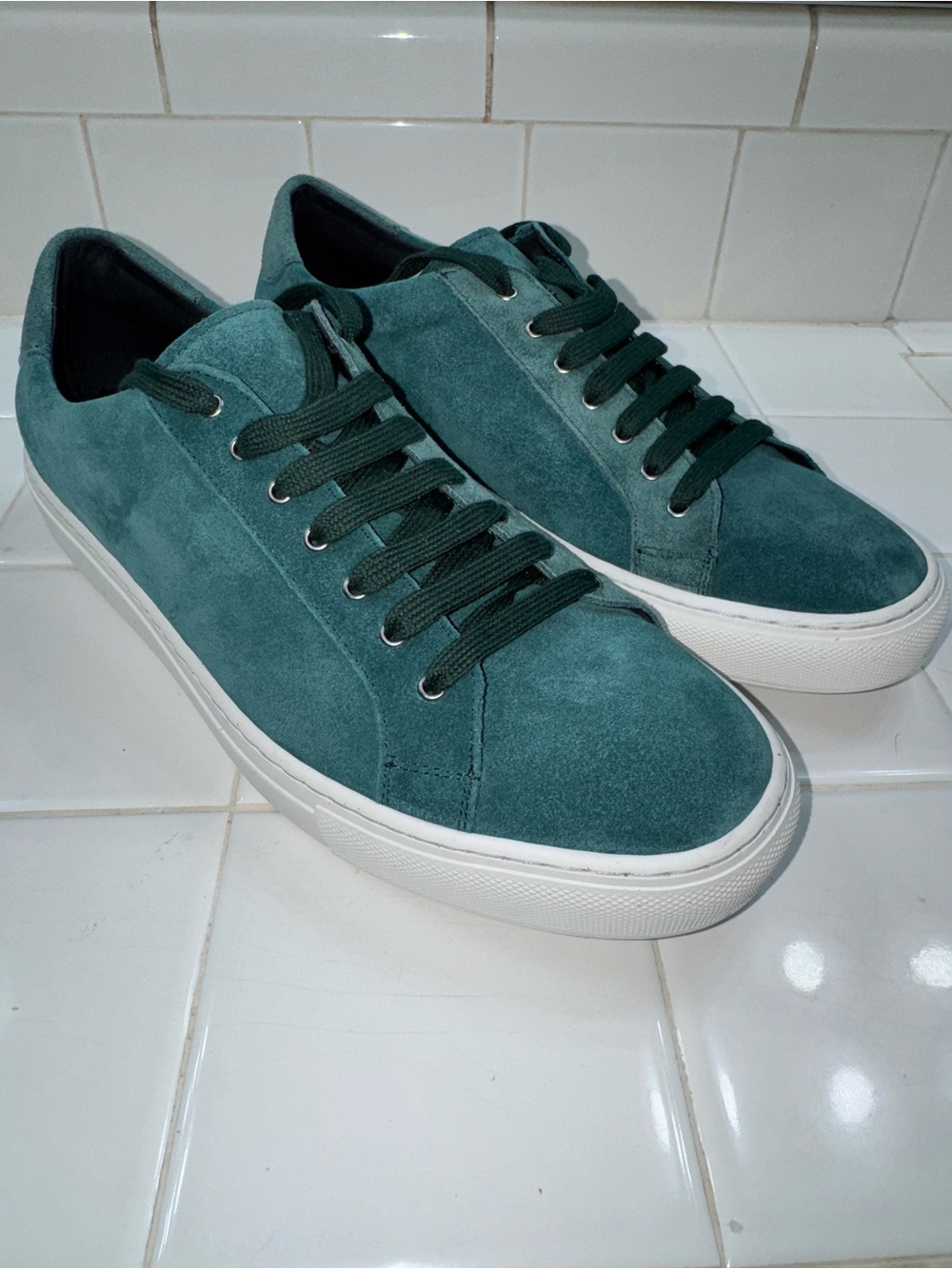 Men's Teal Suede Low-Top Sneakers - Casual Everyday Comfort